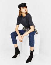 Load image into Gallery viewer, Oversized ecologically grown cotton T-shirt